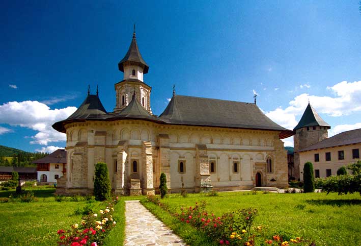 Biserica Mănăstirii Putna.