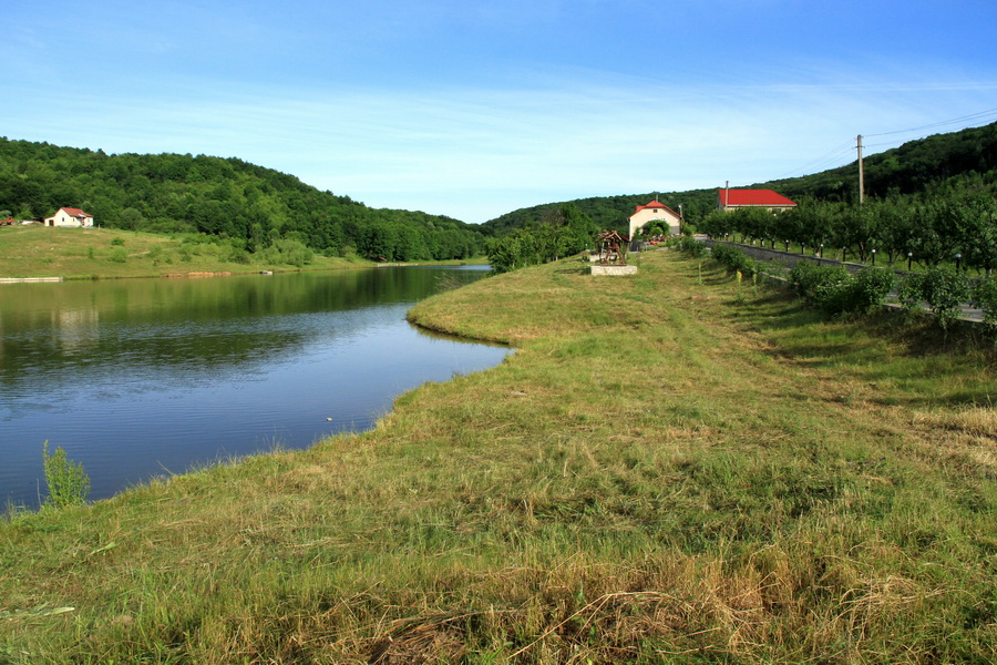 Первое водохранилище на реке Когыльник у села Чучулень, Хынчешть
