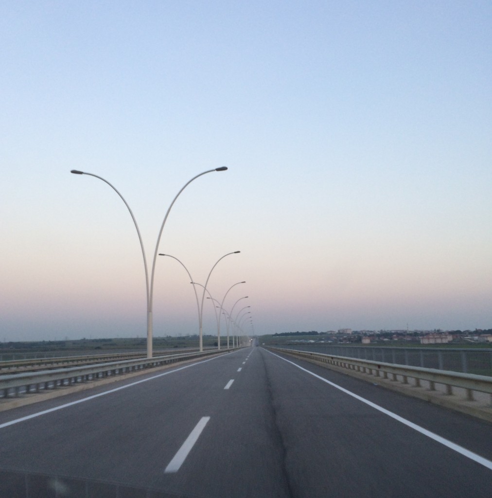 Drumul cu maşina la mare, direcţia Kuşadası –Turcia