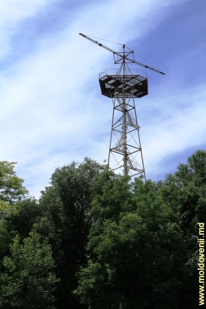 Turnul pentru paraşutism