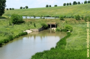 Водохранилище на реке Драгиште 