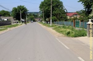 Дороги и тротуары села Коржеуць