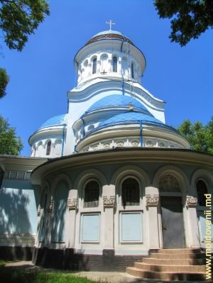 Церковь Константин и Елена, Бэлць