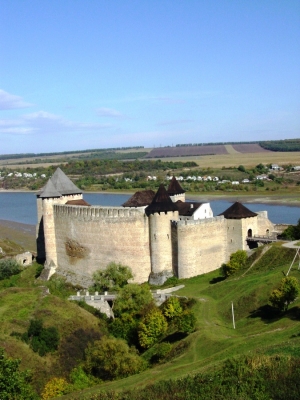 Cetatea Hotin văzută dinspre sud