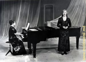 Тамара Махаева и Светлана Бургиу. Февраль 1978