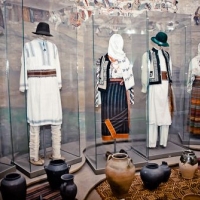 Коллекция молдавских народных костюмов