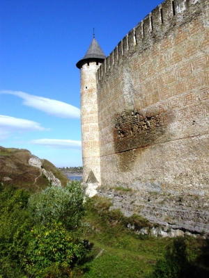 Curtina de apus cu turnul nord-vestic