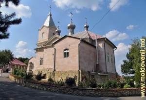 Монастырь Суручень