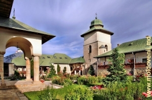 Mănăstirea Rîșca, județul Suceava