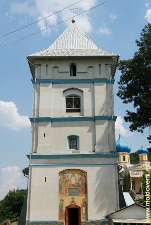 Фасад новой церкви монастыря