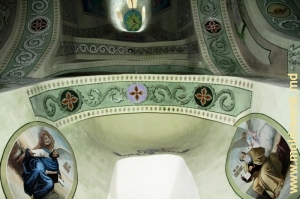 Detalii ale picturii bisericii Sf. Treime de la Mănăstirea Rudi, Soroca 