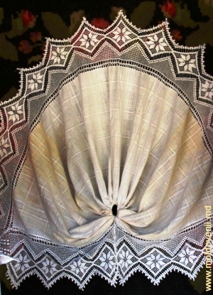 Метод подвешивания полотенца на стене "Павлиний хвост"