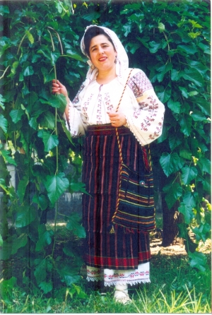 Costum tradițional. T. Sofronovici