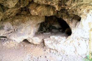 Неолитическая пещера в склоне Буздудженского ущелья