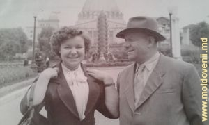 Moscova, 1955, cu fiica Nina