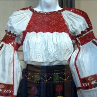 Молдавский народный костюм от Днестра до Карпат