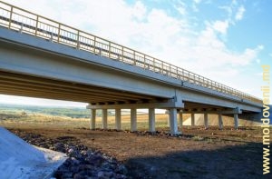 Новый мост на трассе М2 Кишинэу-Сорока, сент. 2015 