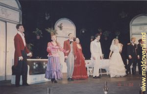 2002 год. Гастроли театра в Москве. Спектакль «Женитьба» на сцене театр имени М. Ермоловой