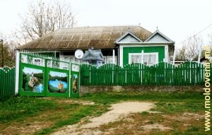 Case tradiţionale moldoveneşti la Bîrnzeni