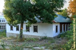 Вид дома Ионицэ Яманди или дома княгини Долгорукой в период реконструкции, сентябрь 2015 г.