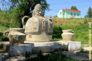 Izvorul amenajat artistic din satul Coşerniţa