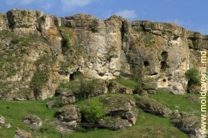 «Большая скала» у села Кобань, Глодень 