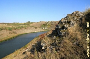 Толтры над водохранилищем реки Раковэц, Единец